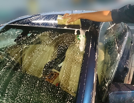 高圧水洗車＆スピードコーティング