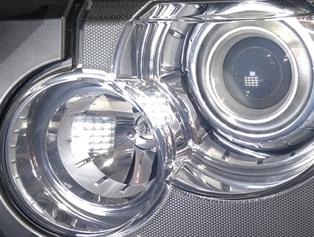 ヘッドライト黄ばみ除去＆クリアコート